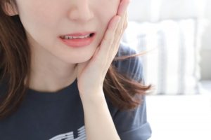 歯医者に行かず、治療を放置することのリスクとは